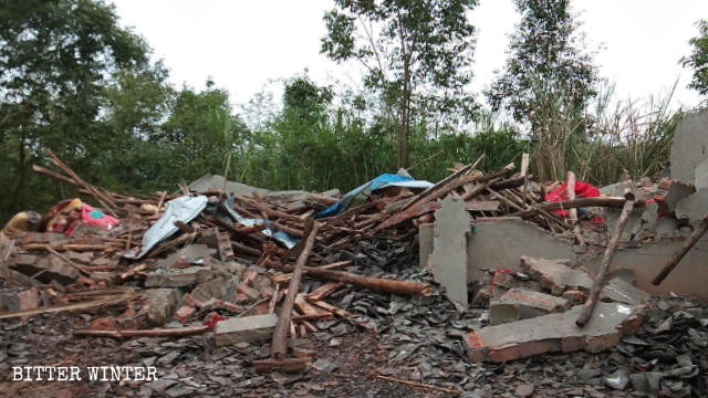 ancient-town-suffers-destruction-of-buddhist-temples-bitterwinter-org-7.jpg