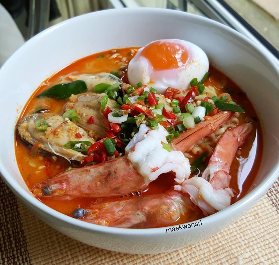 mama-tomyam-with-milk.jpg